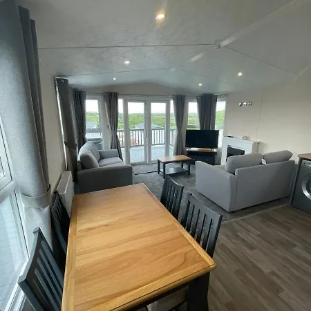 Luxury 6 Bed Lodge With Hot Tub Plymouth Exterior foto